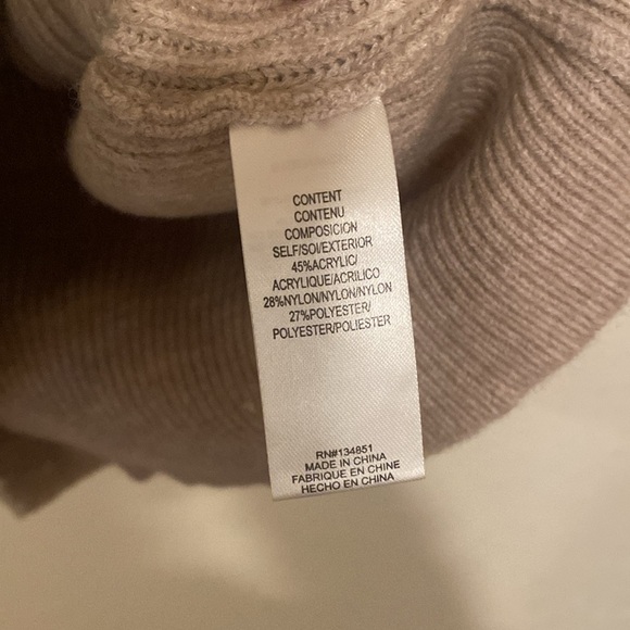 Wayf Kai Ribbed CapSleeveTurtleneck Sweater XL - Picture 7 of 7